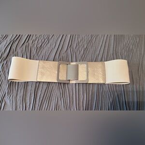 Express Cream and Silver Elastic Belt